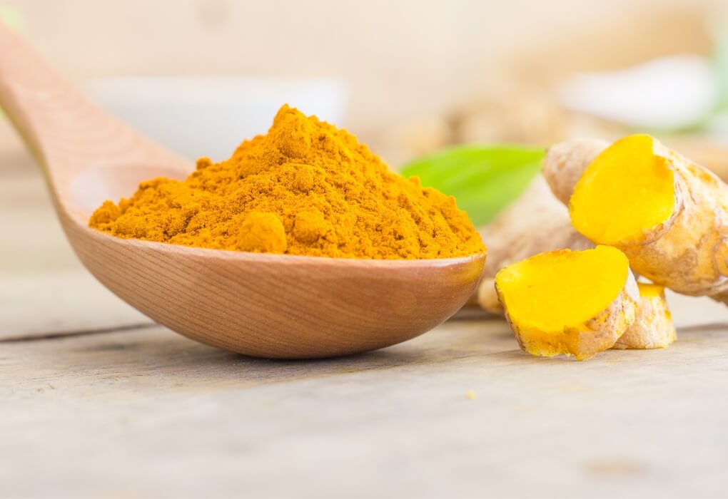 Proprietati si beneficii turmeric
